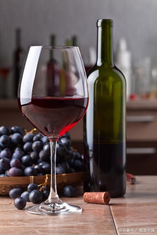 葡萄酒的最佳科学饮用方法,别把一瓶好葡萄酒当饮料灌了
